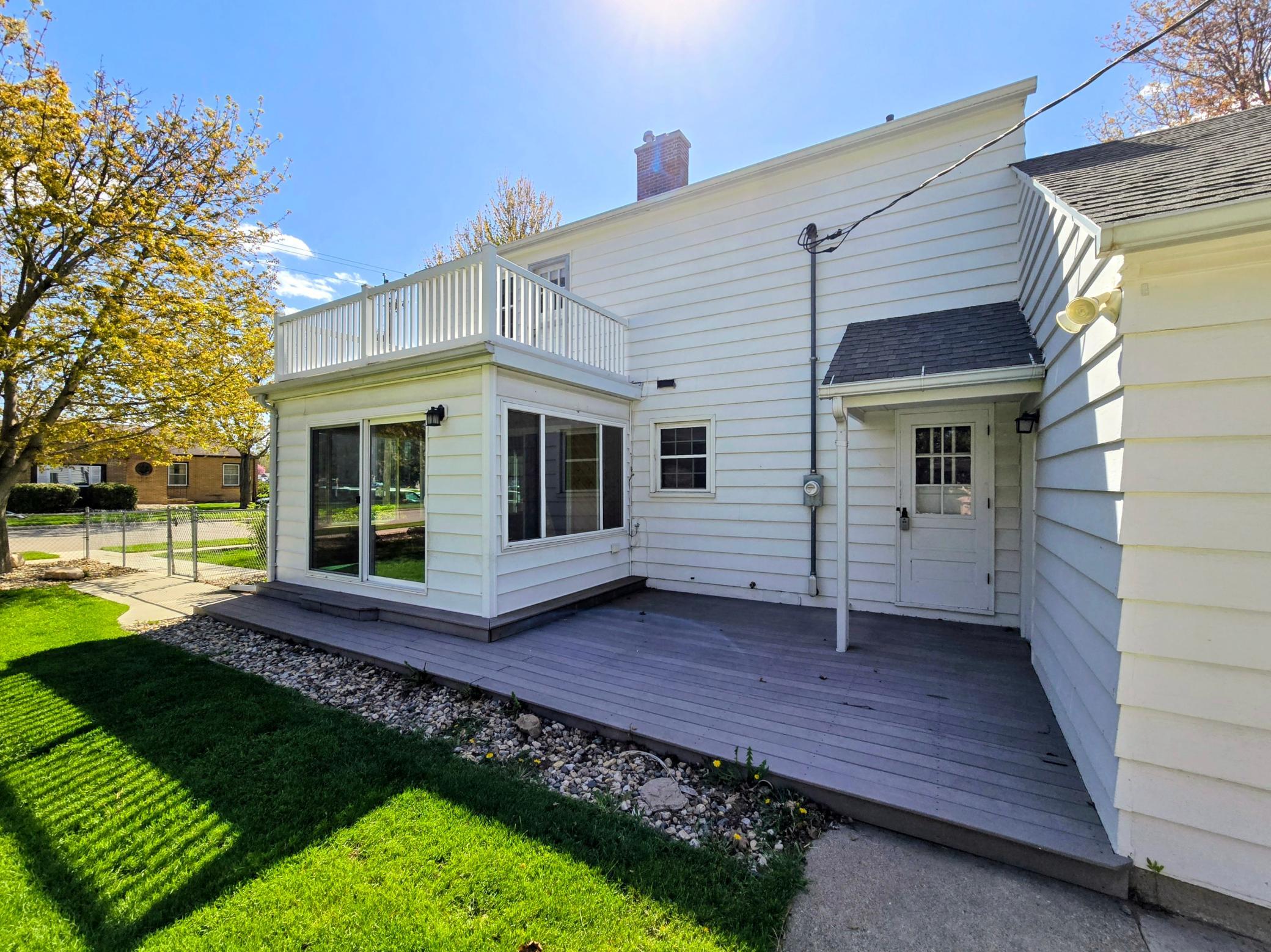 831 4th Avenue Southwest Pipestone, MN 56164 - Photo 4 of 53