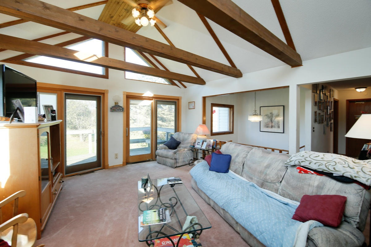 7180 11 Mile Road Burlington, MI 49029 - Photo 4 of 30 7180 11 Mile Rd-104