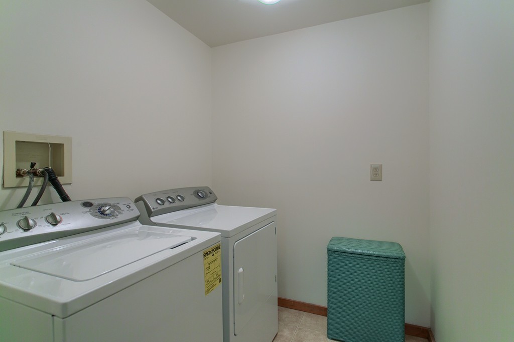 370 Billings Road Fitchburg, MA 01420 - Photo 12 of 30 Gallery Image 12