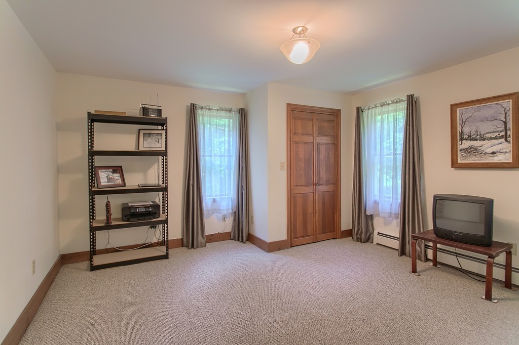 370 Billings Road Fitchburg, MA 01420 - Photo 19 of 30 Gallery Image 19