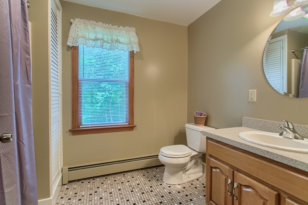 370 Billings Road Fitchburg, MA 01420 - Photo 20 of 30 Gallery Image 20