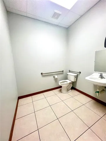 a bathroom with a toilet