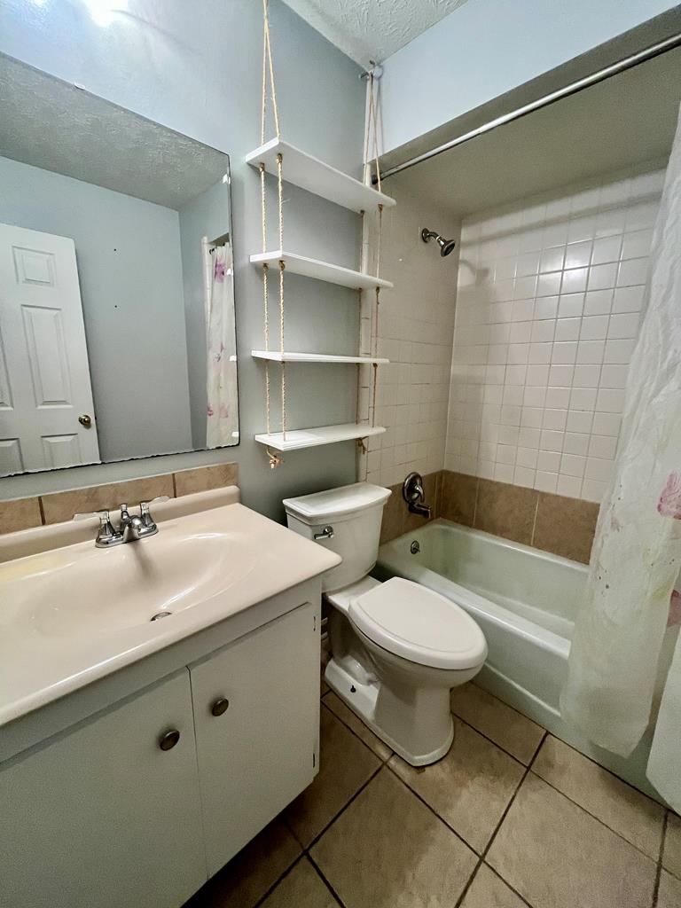 5705 Old Dominion Road Columbus, GA 31909 - Photo 20 of 24 Hall Bath