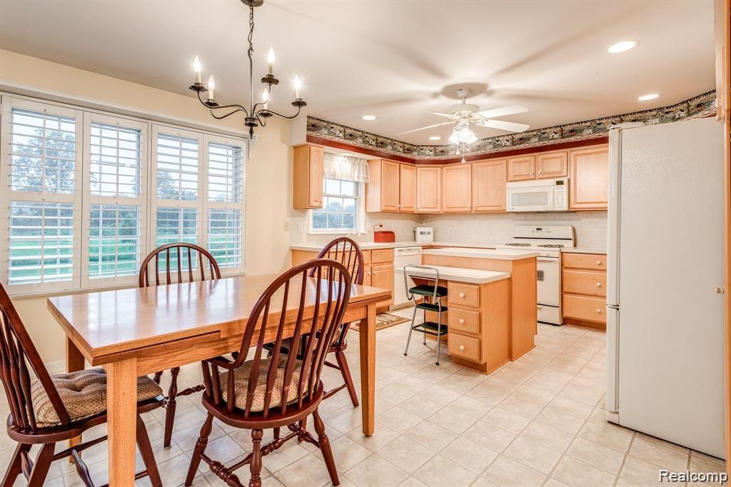 7351 Lapeer Road Goodells, MI 48027 - Photo 21 of 54