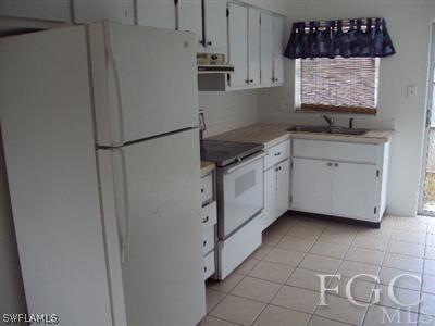 18623 Holly Road Fort Myers, FL 33967 - Photo 3 of 10