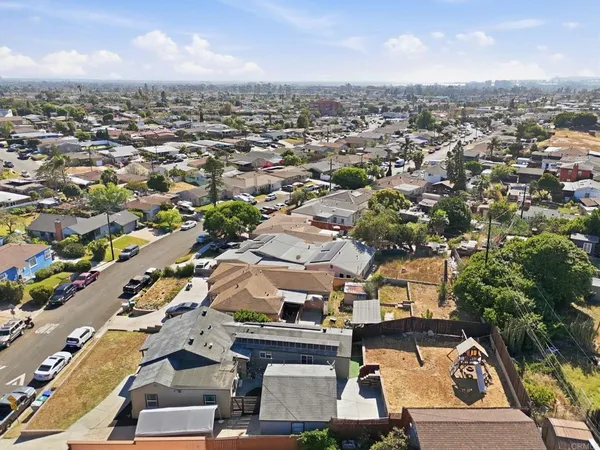 $825,000 | 5260 La Paz Drive, San Diego, CA 92114