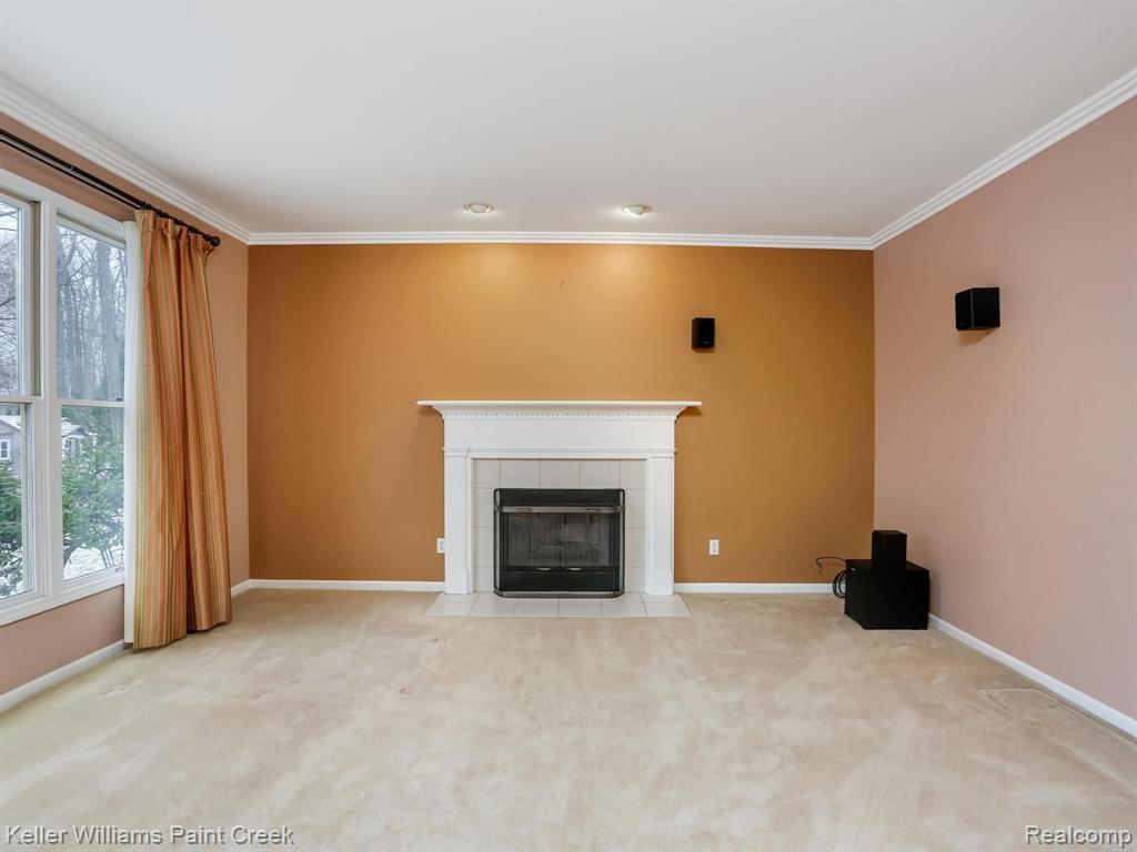 673 Lake Ridge Road Rochester Hills, MI 48307 - Photo 5 of 26