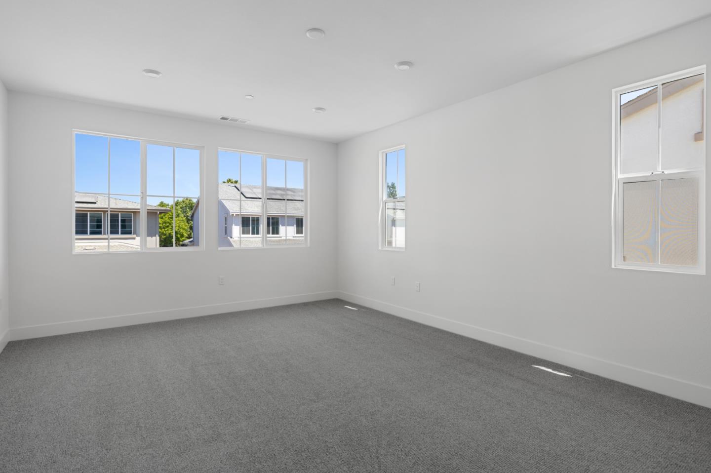 7384 Ailes Court Gilroy, CA 95020 - Photo 13 of 22