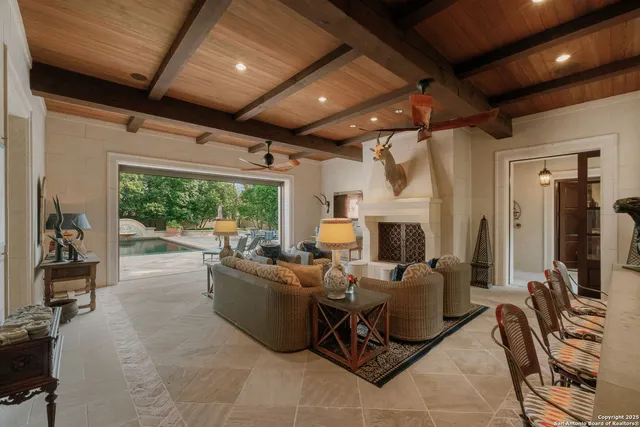 $6,900,000 | 200 Geneseo Road, Terrell Hills, TX 78209