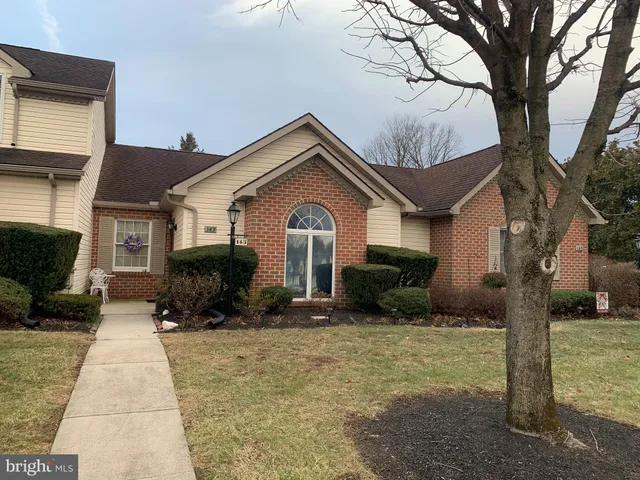 $220,000 | 143 Strayer Drive, Carlisle, PA 17013