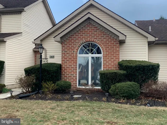 $220,000 | 143 Strayer Drive, Carlisle, PA 17013