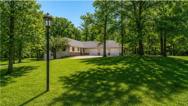 $453,900 | 1012 Maple Ridge Court Northwest, Bemidji, MN 56601