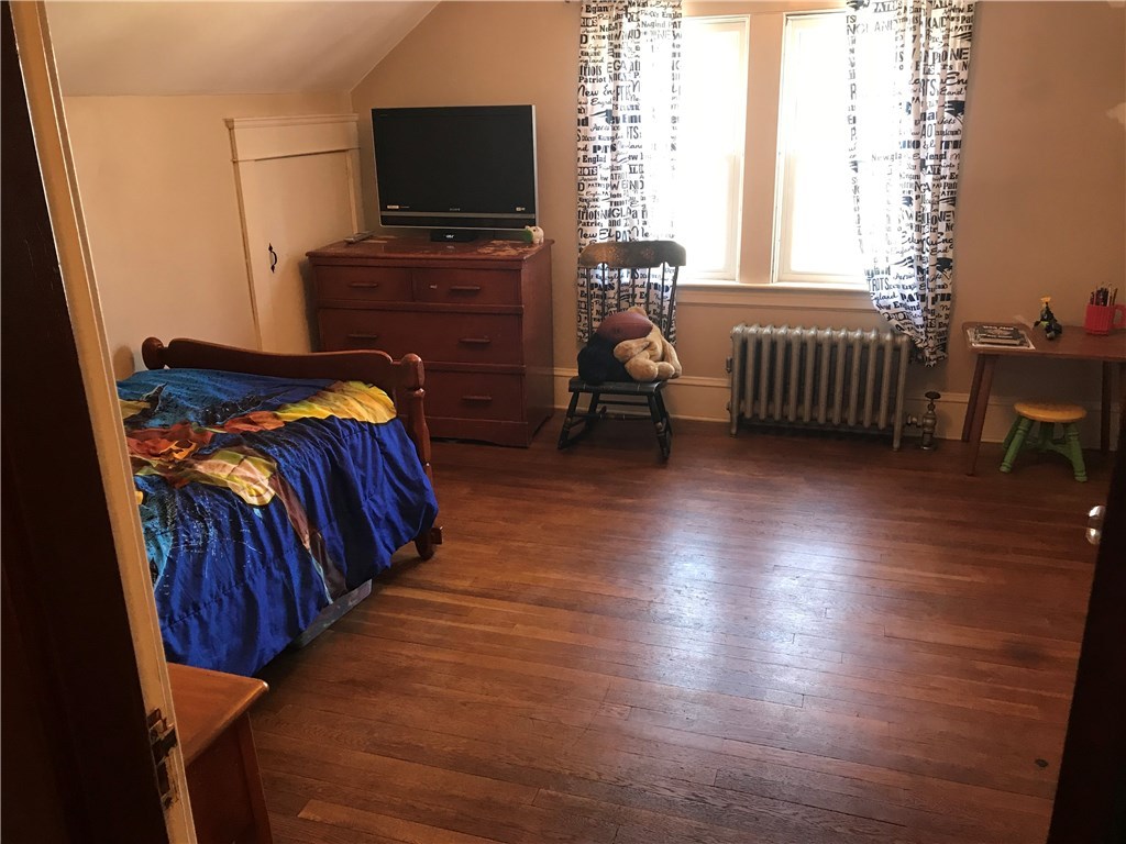 795 Toll Gate Road Warwick, RI 02886 - Photo 18 of 25 Gallery Image 18