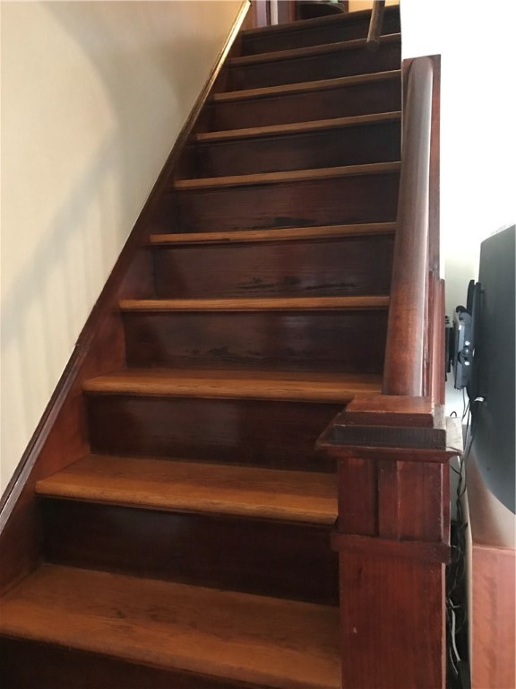 795 Toll Gate Road Warwick, RI 02886 - Photo 21 of 25 Gallery Image 21