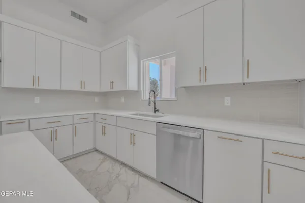 $710,000 | 5656 Rio Bonito Circle, El Paso, TX 79932