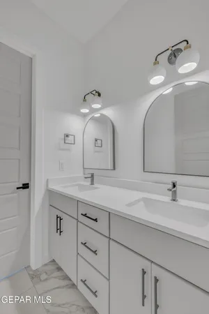 $710,000 | 5656 Rio Bonito Circle, El Paso, TX 79932