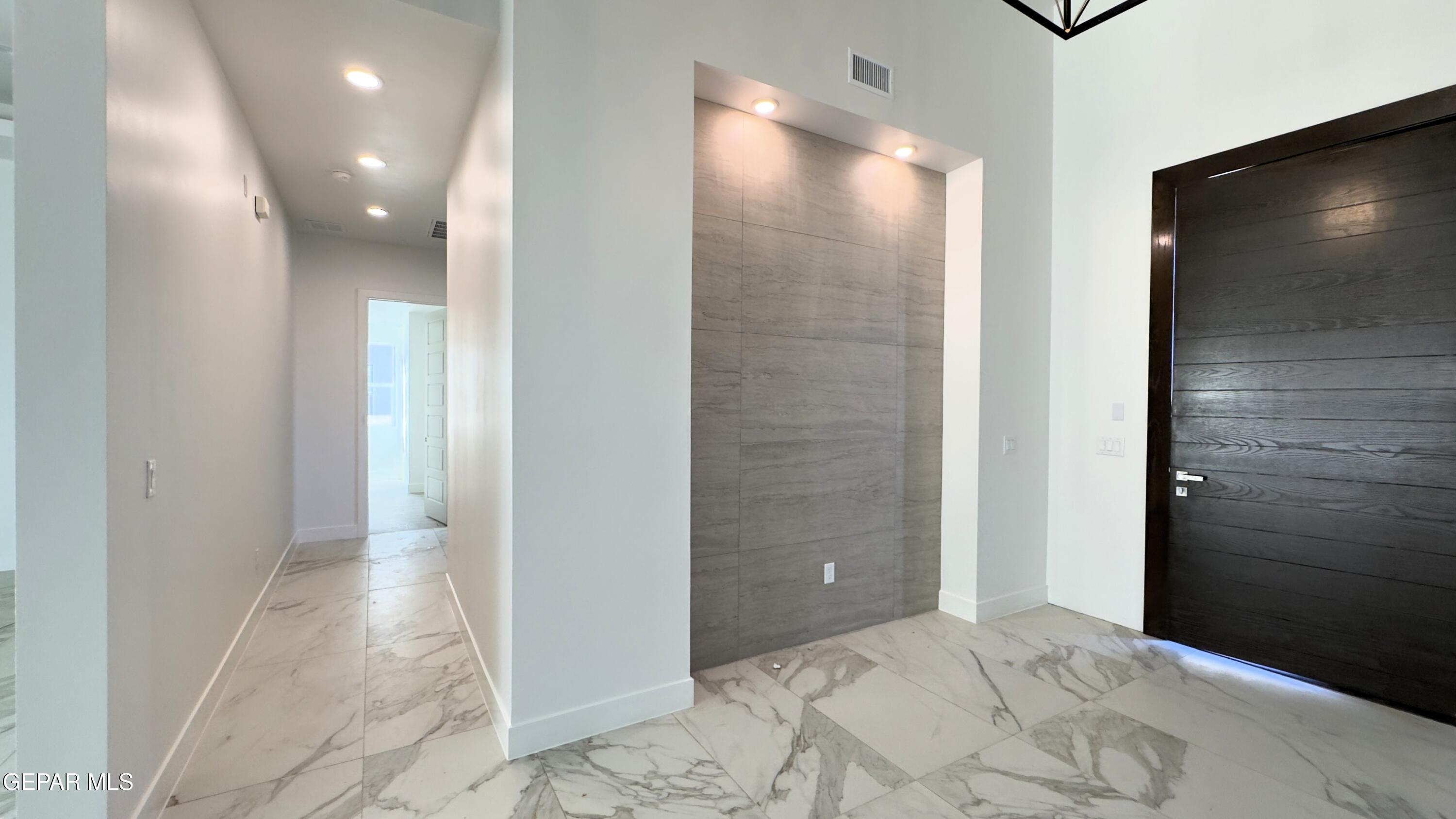 5656 Rio Bonito Circle El Paso, TX 79932 - Photo 5 of 36 a view of a bathroom