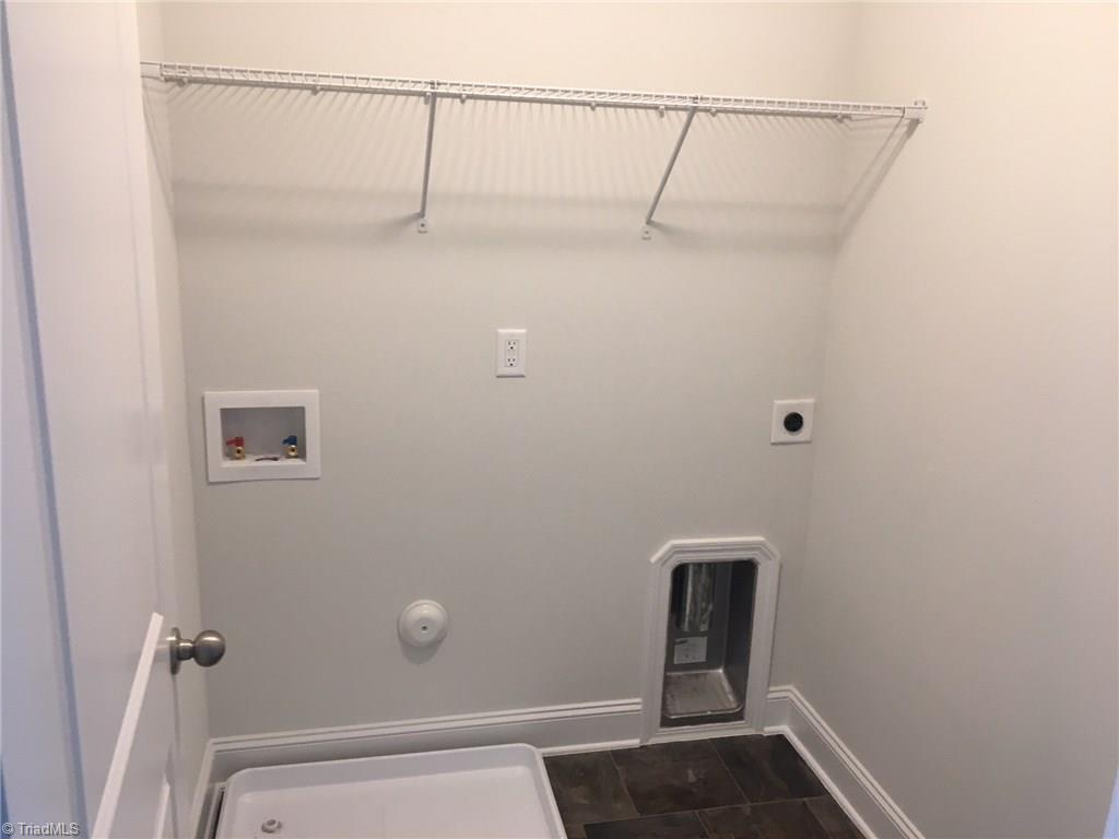 3524 Timbergate Lane High Point, NC 27265 - Photo 15 of 17 Gallery Image 15
