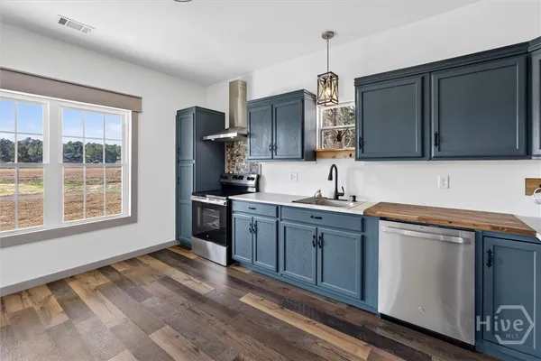 $299,900 | 8497 Savannah Highway, Newington, GA 30446