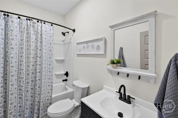 $299,900 | 8497 Savannah Highway, Newington, GA 30446