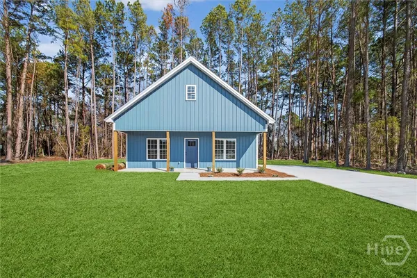 $299,900 | 8497 Savannah Highway, Newington, GA 30446