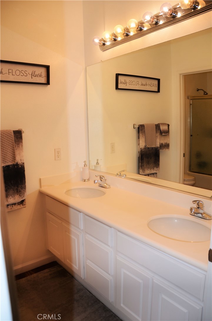 5526 Mountain View Avenue Riverside, CA 92504 - Photo 17 of 26 Guest bathroom.