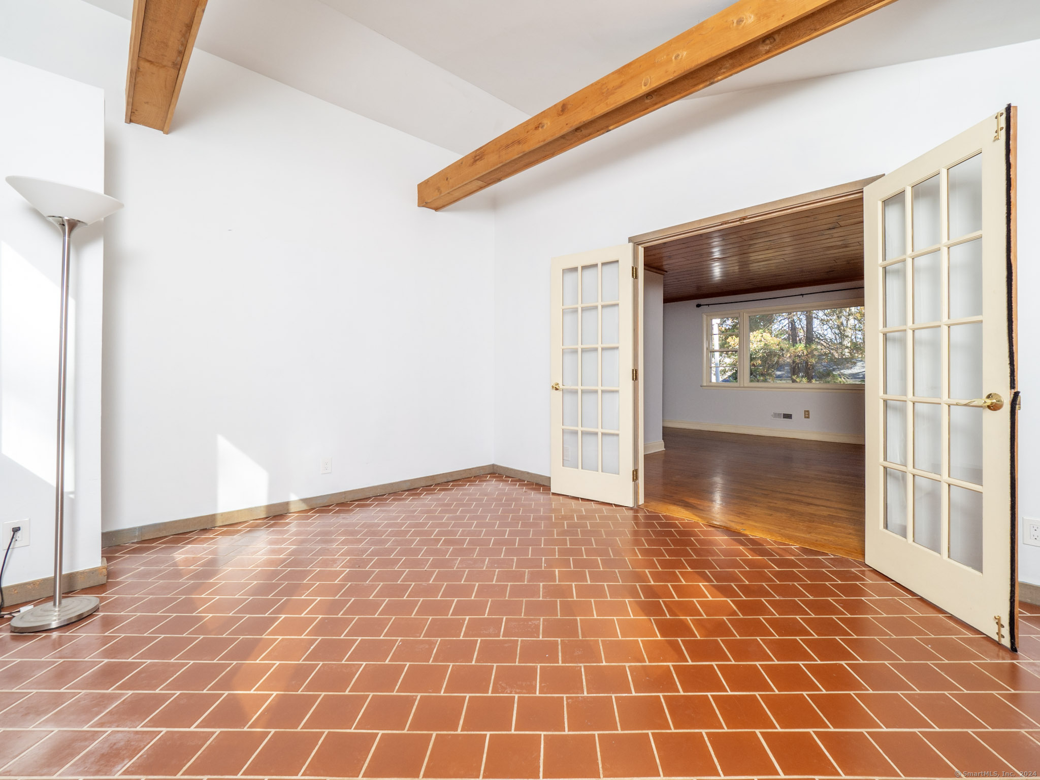27 Woodland Way Ridgefield, CT 06877 - Photo 5 of 18 a view of empty room
