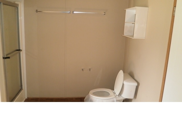8330 Pin Oak Road Tallahassee, FL 32305 - Photo 15 of 26 Gallery Image 15