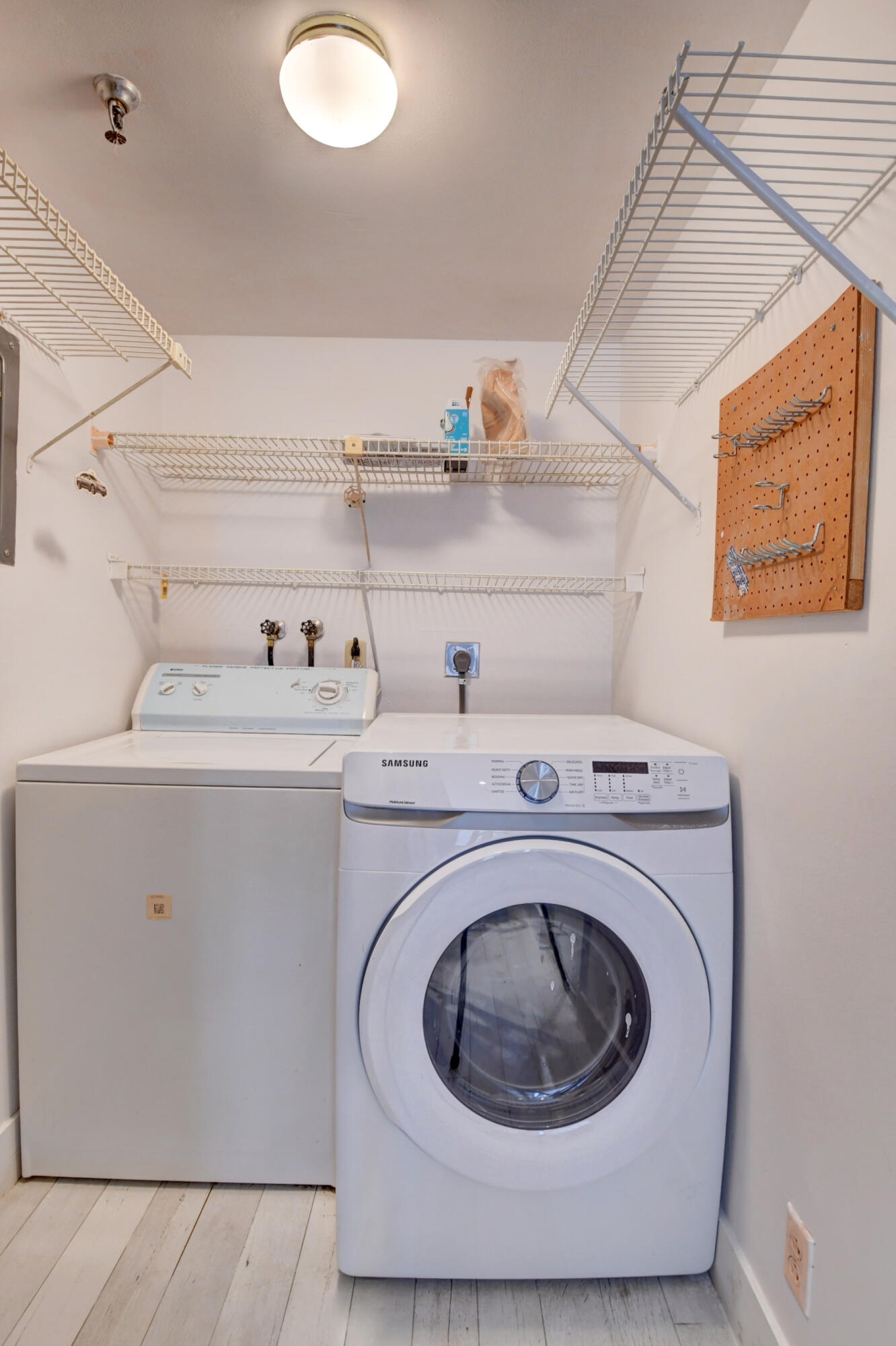 6500 Northwest 2nd Avenue, Unit 111 Boca Raton, FL 33487 - Photo 17 of 23 Laundry