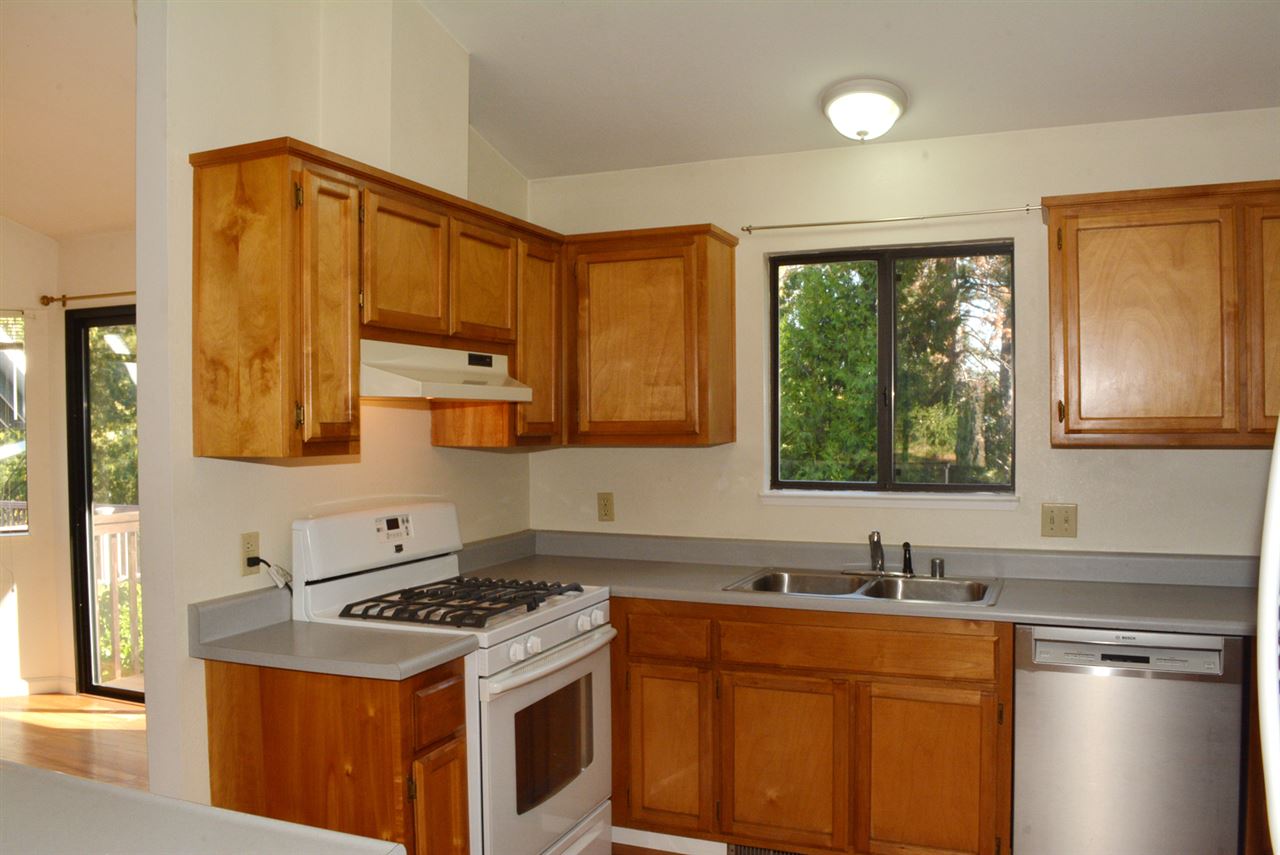 121 Jan Road Grass Valley, CA 95945 - Photo 9 of 11 Gallery Image 9