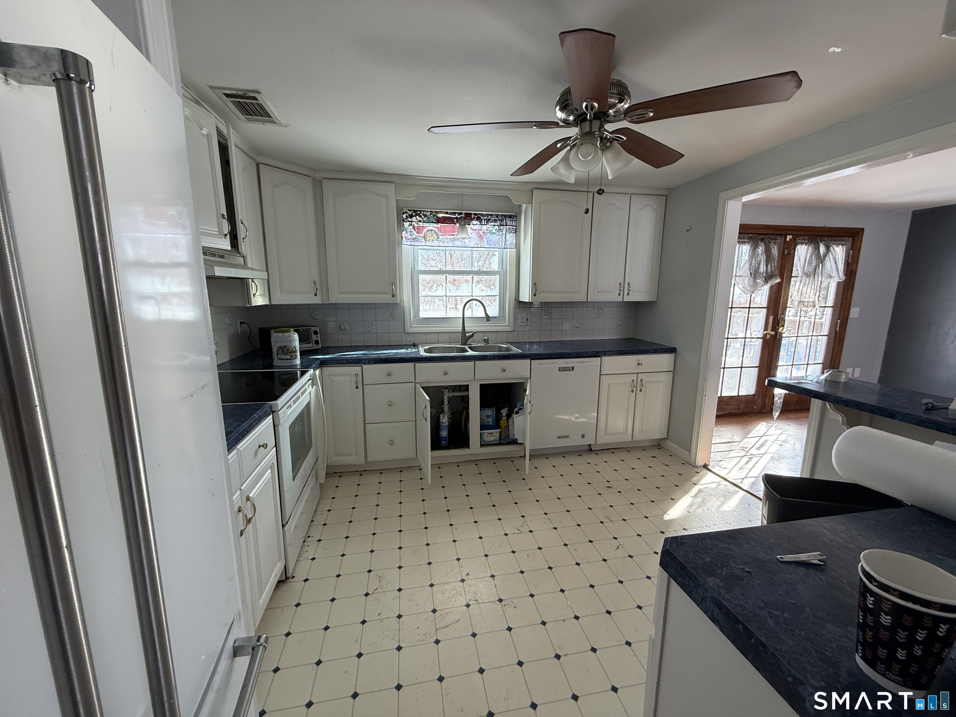 98 1st Street Suffield, CT 06078 - Photo 6 of 28