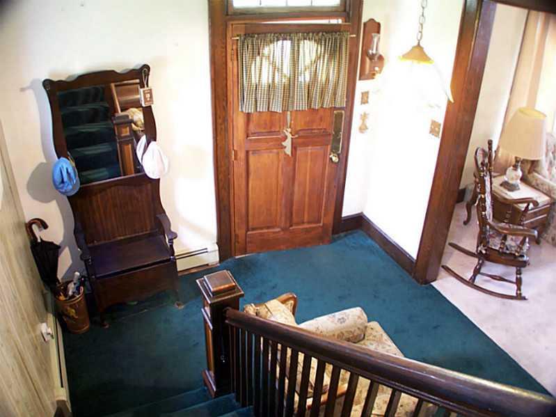 970 Ralphton Road Stoystown, PA 15563 - Photo 17 of 23 Entry/Foyer.