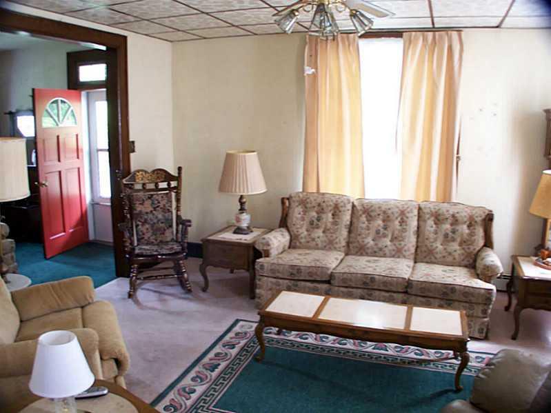 970 Ralphton Road Stoystown, PA 15563 - Photo 3 of 23 Living Room.