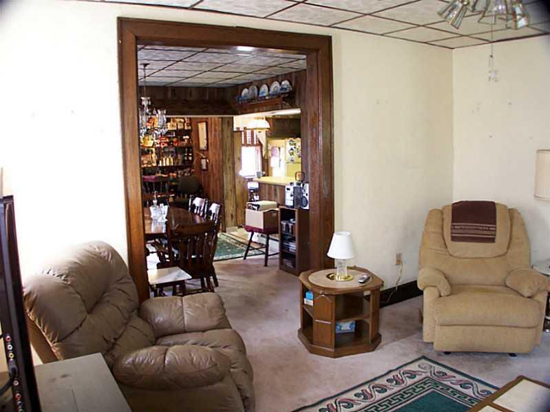 970 Ralphton Road Stoystown, PA 15563 - Photo 4 of 23 Living Room.