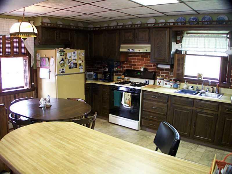 970 Ralphton Road Stoystown, PA 15563 - Photo 9 of 23 Kitchen.
