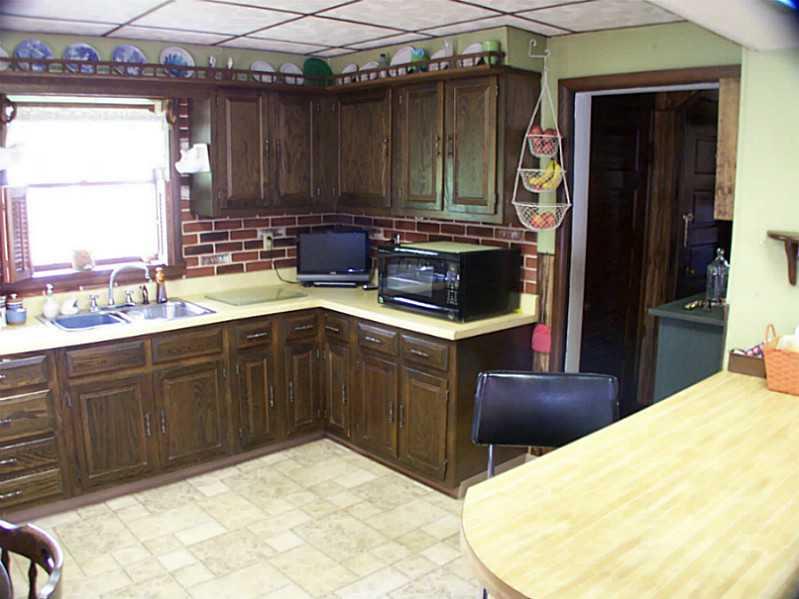 970 Ralphton Road Stoystown, PA 15563 - Photo 10 of 23 Kitchen.