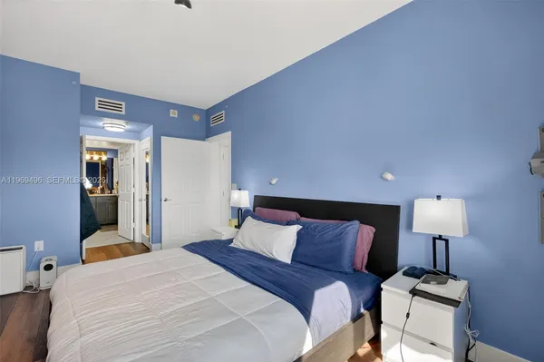 $695,000 | 888 Douglas Road, Unit 1204, Coral Gables, FL 33134