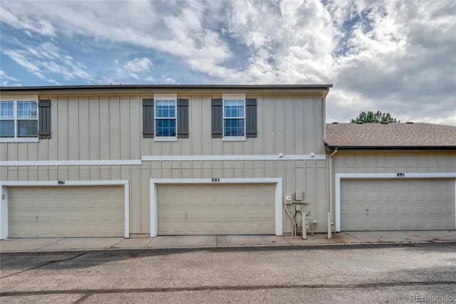 $350,000 | 893 South Evanston Circle, Aurora, CO 80012