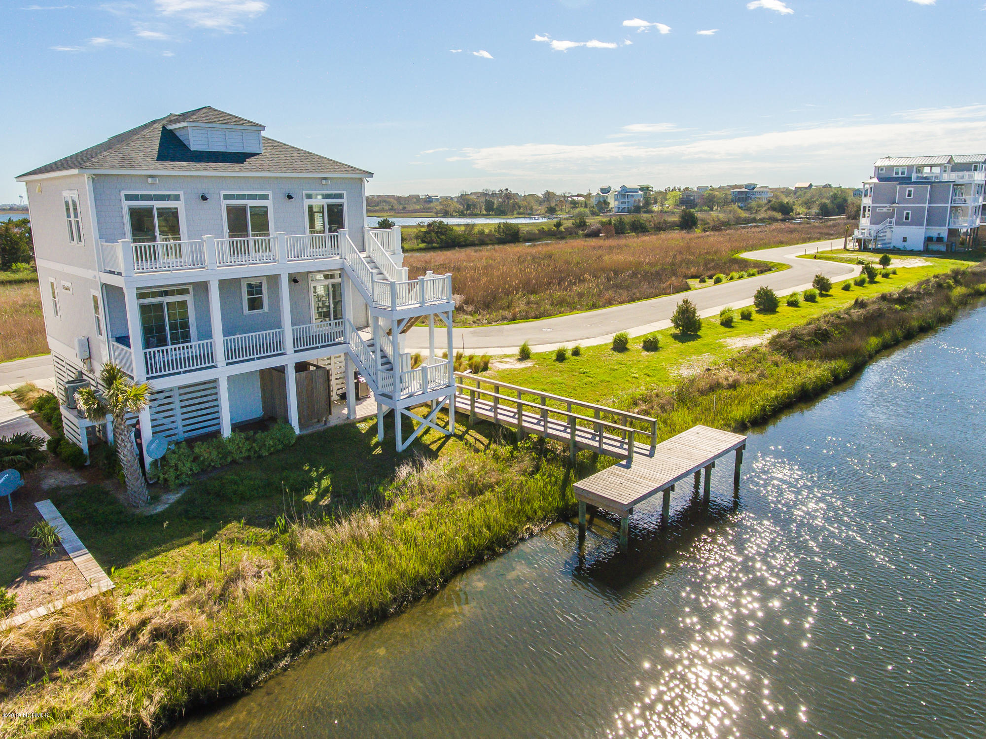 173 Atkinson Road Surf City, NC 28445 - Photo 2 of 25 01-large-2000px