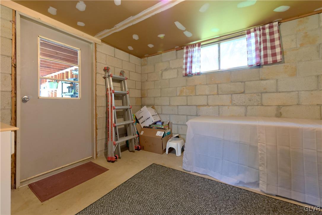 3331 Seiples Station Road Whitehall, PA 18052 - Photo 27 of 33 Gallery Image 27