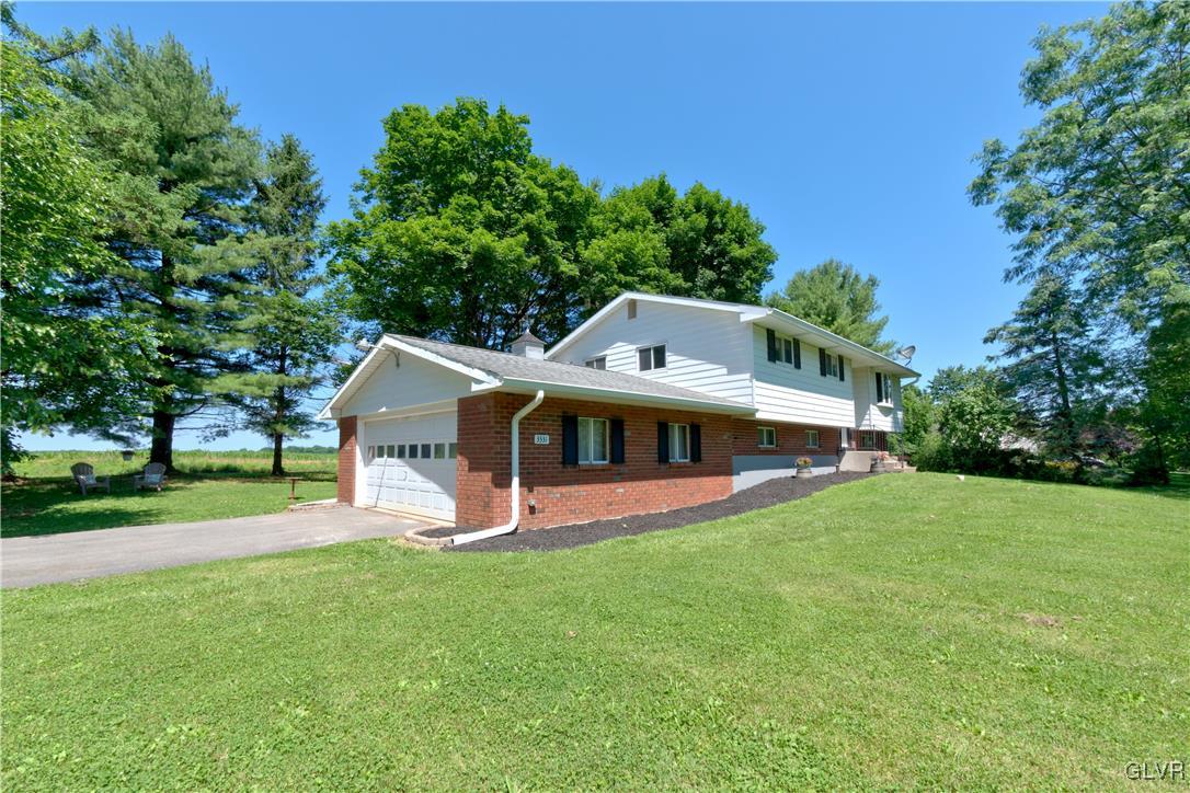 3331 Seiples Station Road Whitehall, PA 18052 - Photo 3 of 33 Gallery Image 3