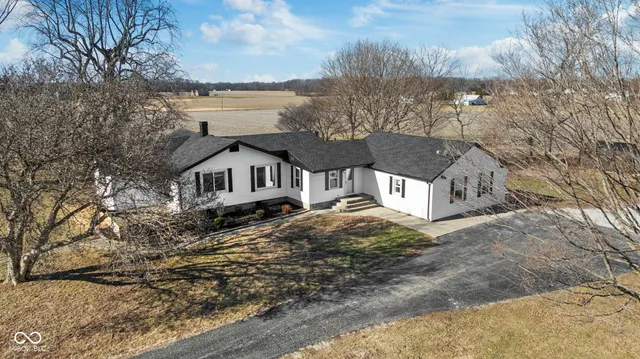 $315,000 | 12660 East Grotto Road, Brazil, IN 47834