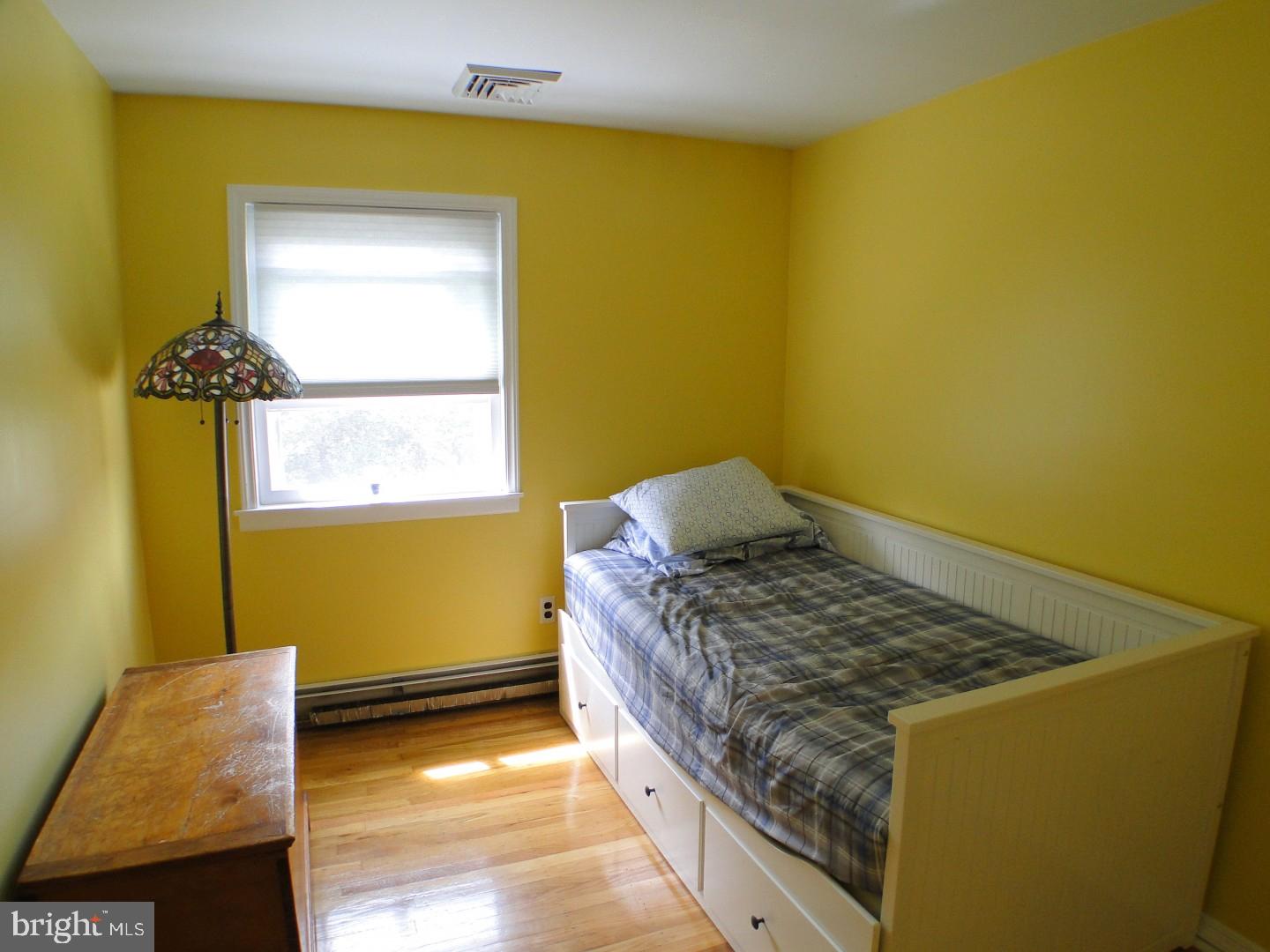 10924 East Keswick Road Philadelphia, PA 19154 - Photo 12 of 25 Gallery Image 12