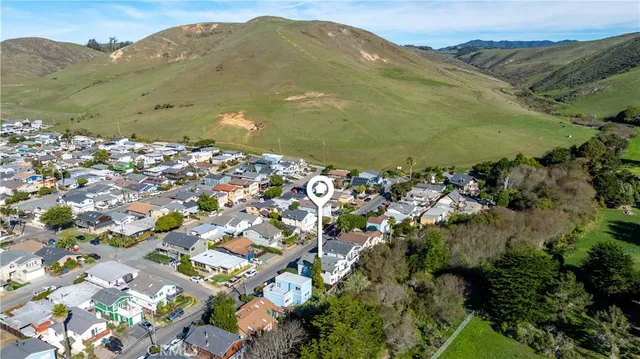 $985,000 | 410 Island Street, Morro Bay, CA 93442