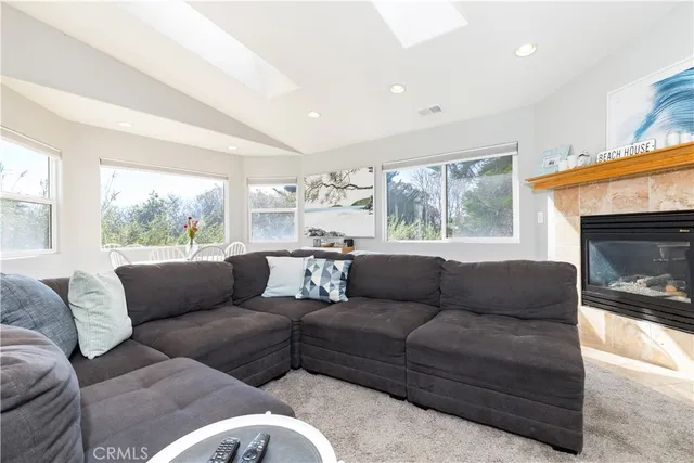 $985,000 | 410 Island Street, Morro Bay, CA 93442