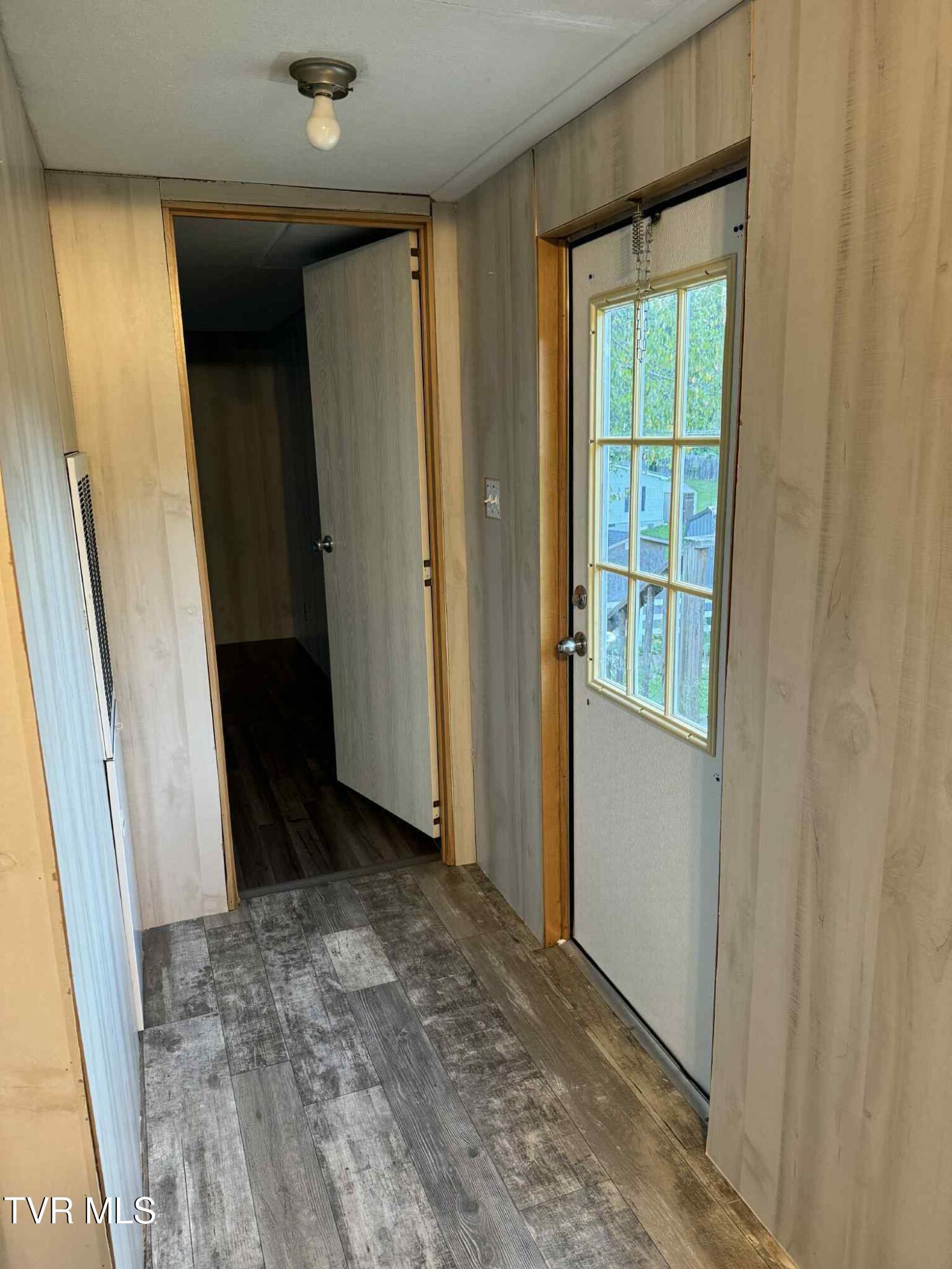 354 Deck Valley Road Bristol, TN 37620 - Photo 3 of 49 Facebook_creation_4D7C1E62-856C-4D0E-92D