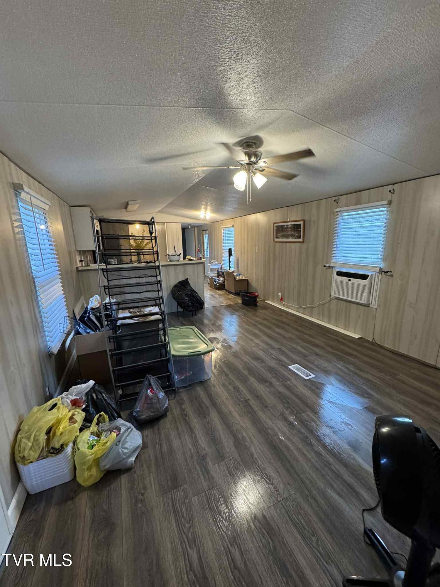 354 Deck Valley Road Bristol, TN 37620 - Photo 34 of 49 Facebook_creation_E459D152-E314-4C96-B30