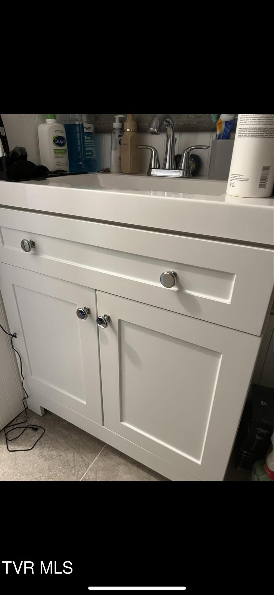 354 Deck Valley Road Bristol, TN 37620 - Photo 42 of 49 Messenger_creation_630673c9-ee2c-49b8-8b