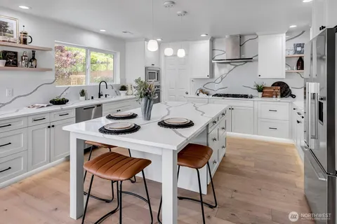 $1,450,000 | 9416 McBane Avenue Southeast, Snoqualmie, WA 98065