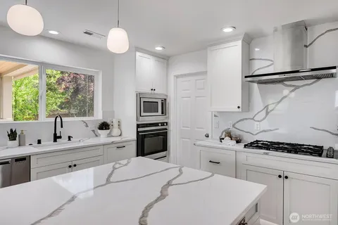 $1,450,000 | 9416 McBane Avenue Southeast, Snoqualmie, WA 98065